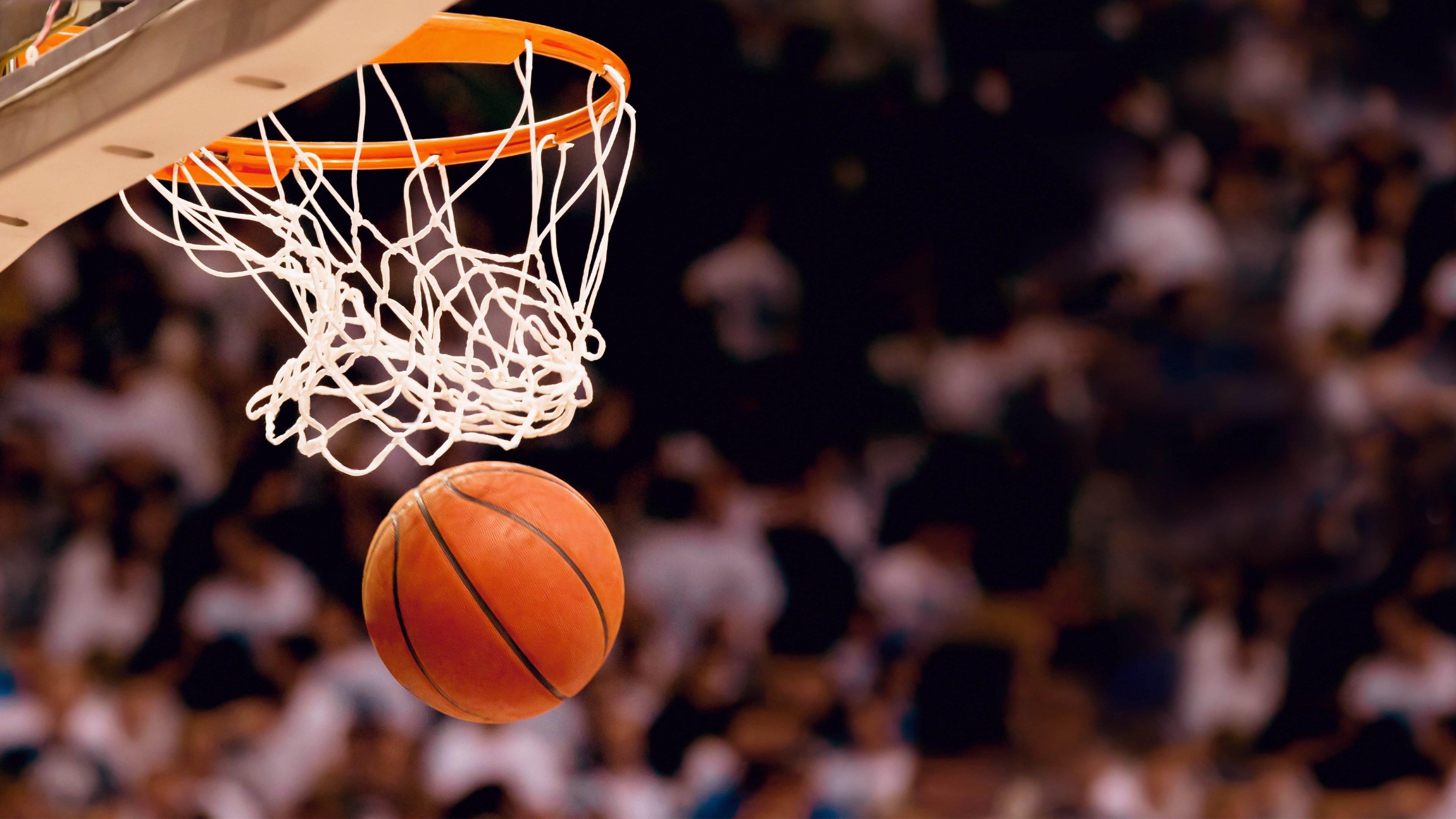 NBA总决赛激战正酣 勇士队主场力克凯尔特人扳平大比分